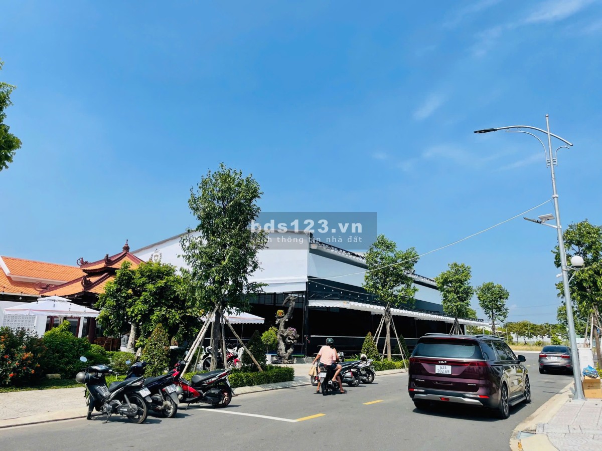 Cần Bán Đất Chính Chủ King Hill Residences Bến Lức- Long An Giá Chỉ 1 tỷ 9