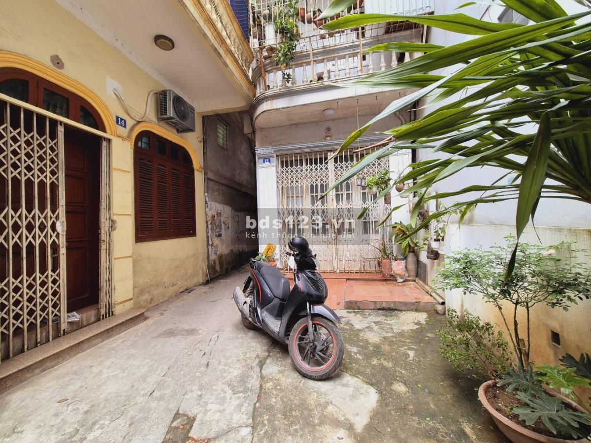 Nhà này siêu xinh - Ngõ 178 Tây Sơn - Ô tô đỗ cửa - Cách hồ 100m - Chỉ 7 tỷ
