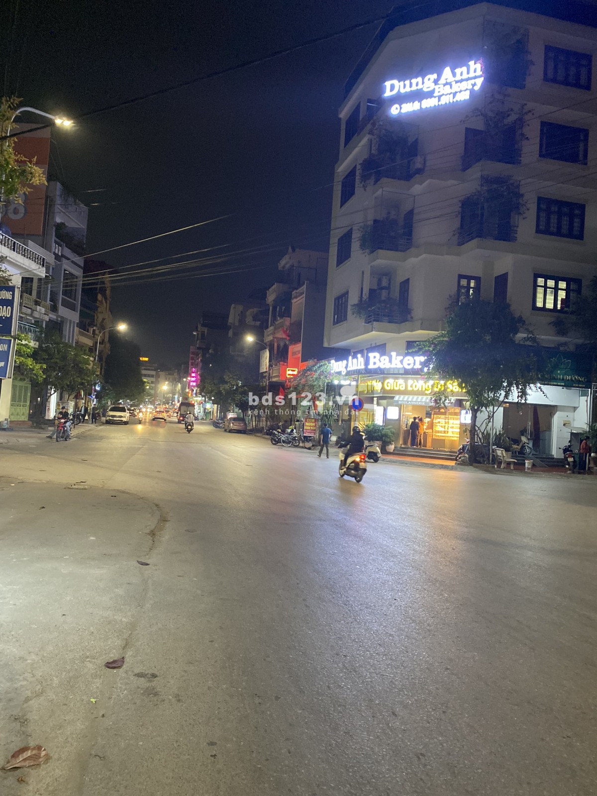 Cho thuê tầng 1 để kinh doanh, buôn bán