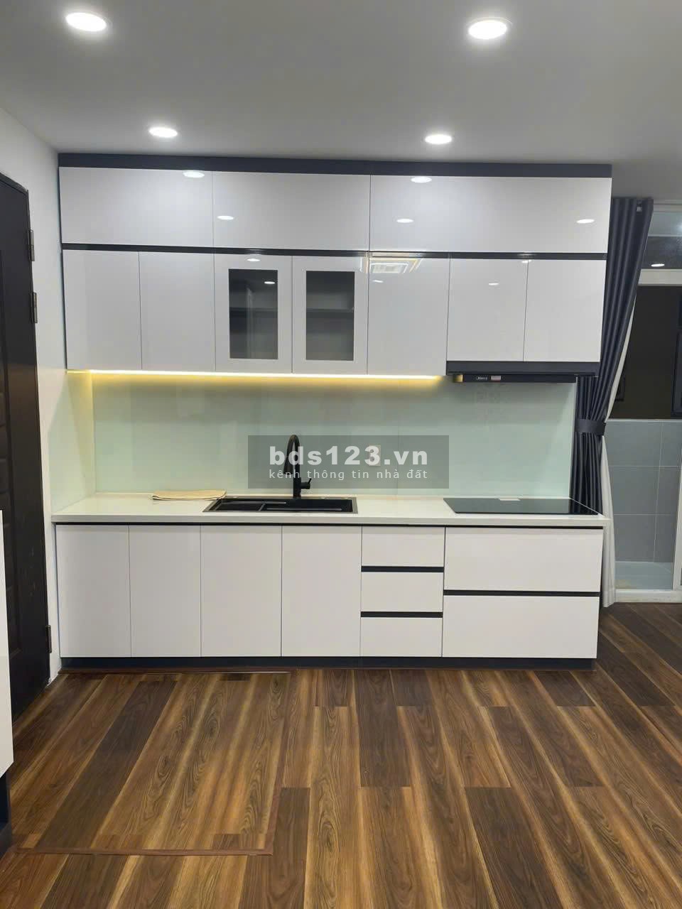 Chung cư 8x plus Trường Chinh,Q12: 80m2, 3p ngủ, NT, 95tr/th