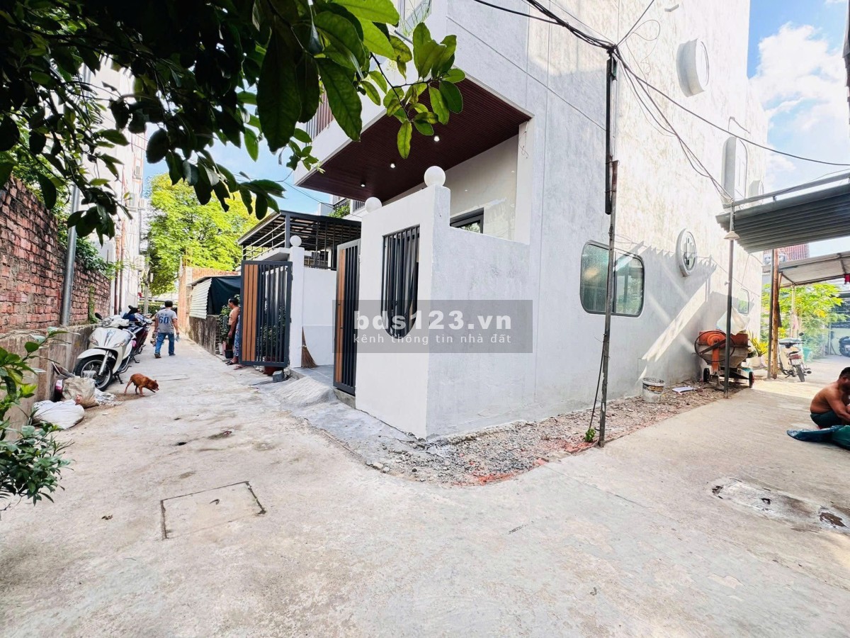 Bán nhà 3 tầng 3 mê – Kiệt ô tô Tôn Đức Thắng.