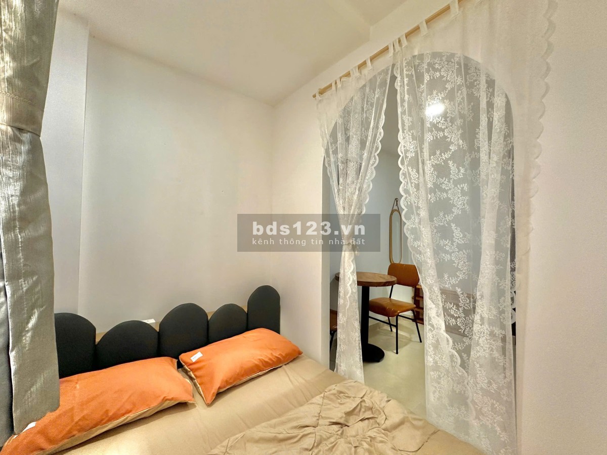 Căn hộ 1 Phòng ngủ, Pk đủ nội thất ngay Cầu Kiệu, P.Tân Định, Quận 1