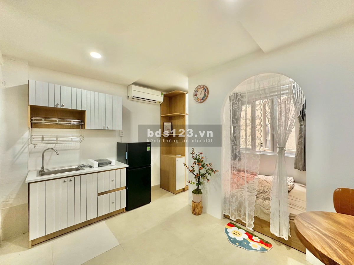 Căn hộ 1 Phòng ngủ, Pk đủ nội thất ngay Cầu Kiệu, P.Tân Định, Quận 1