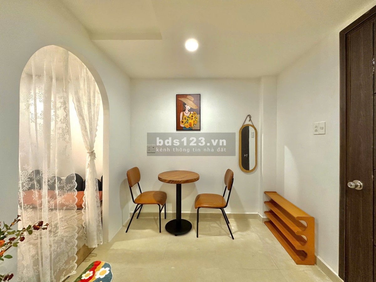 Căn hộ 1 Phòng ngủ, Pk đủ nội thất ngay Cầu Kiệu, P.Tân Định, Quận 1
