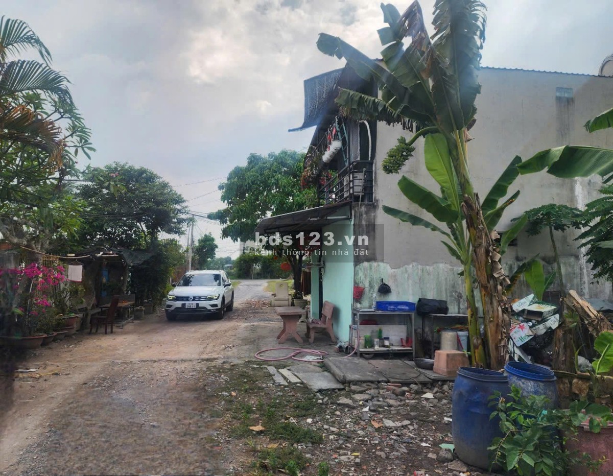 Chủ cần bán lô đất ngay THCS Tân Phú Trung (188m2 - 1,5 tỷ) ZL: 0905099203