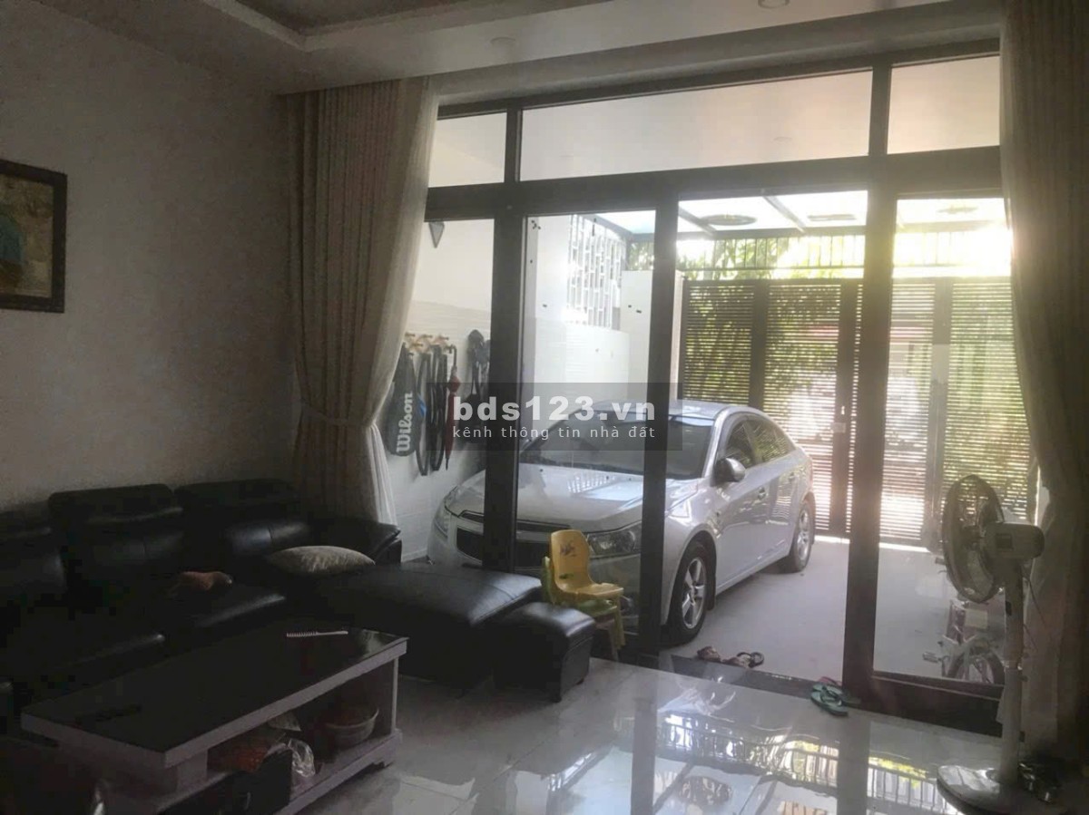 Tôi cần bán Nhà Nguyễn Căn 3 Tâng - 4 PN - 4 WC ở KDC 13E Intresco