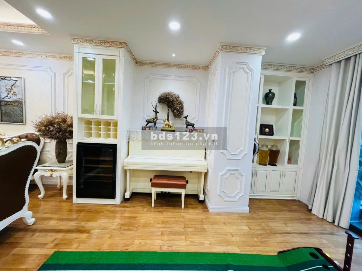 Cần bán căn hộ cao cấp Vincom Center Bà Triệu