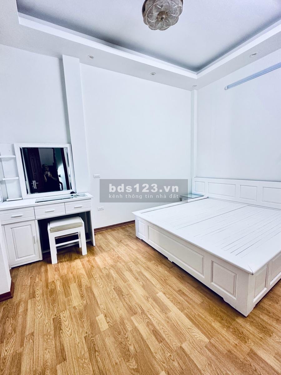 Siêu phẩm Khương Đình – Nhà đẹp 5 tầng ở ngay – Dân trí cao – Diện tích rộng!