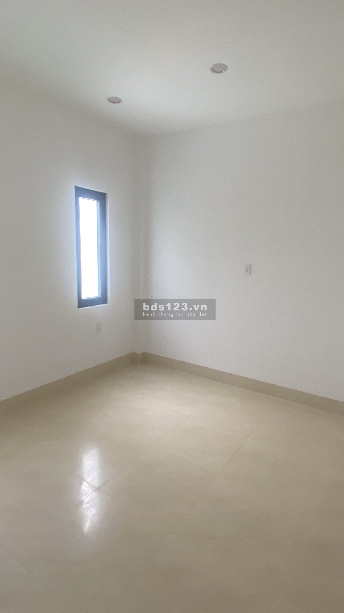 BÁN NHÀ MẶT TIỀN ĐƯỜNG VỪA Ở VỪA KINH DOANH