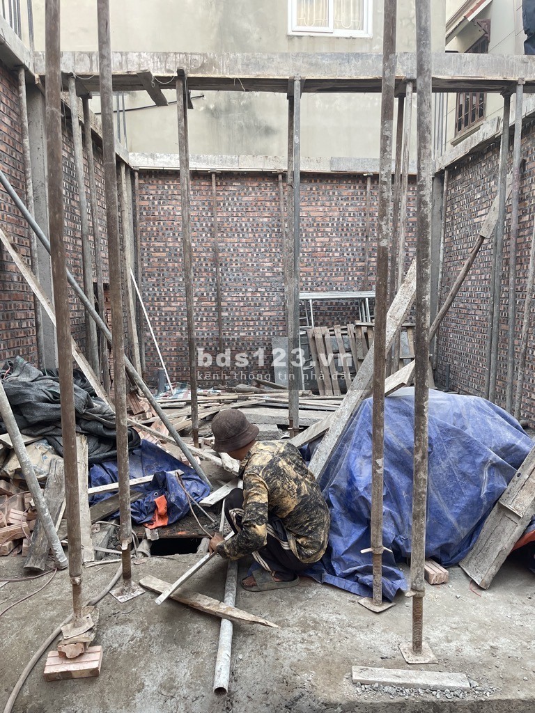 BÁN NHÀ MỚI, NGÕ THÔNG, TIỆN ÍCH NGẬP TRÀN MIÊU NHA- NAM TỪ LIÊM