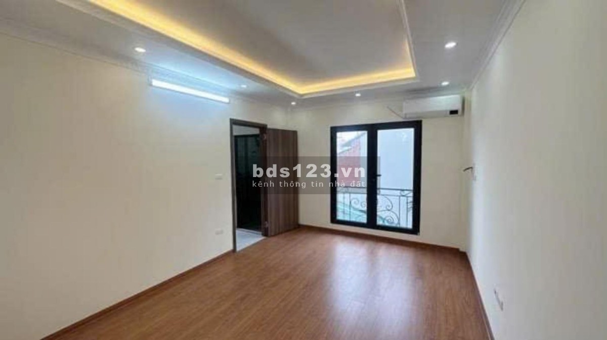 Bán nhà Ngọc Thụy – Mặt tiền rộng – Giá 6 tỷ 5 – Sổ đỏ chính chủ