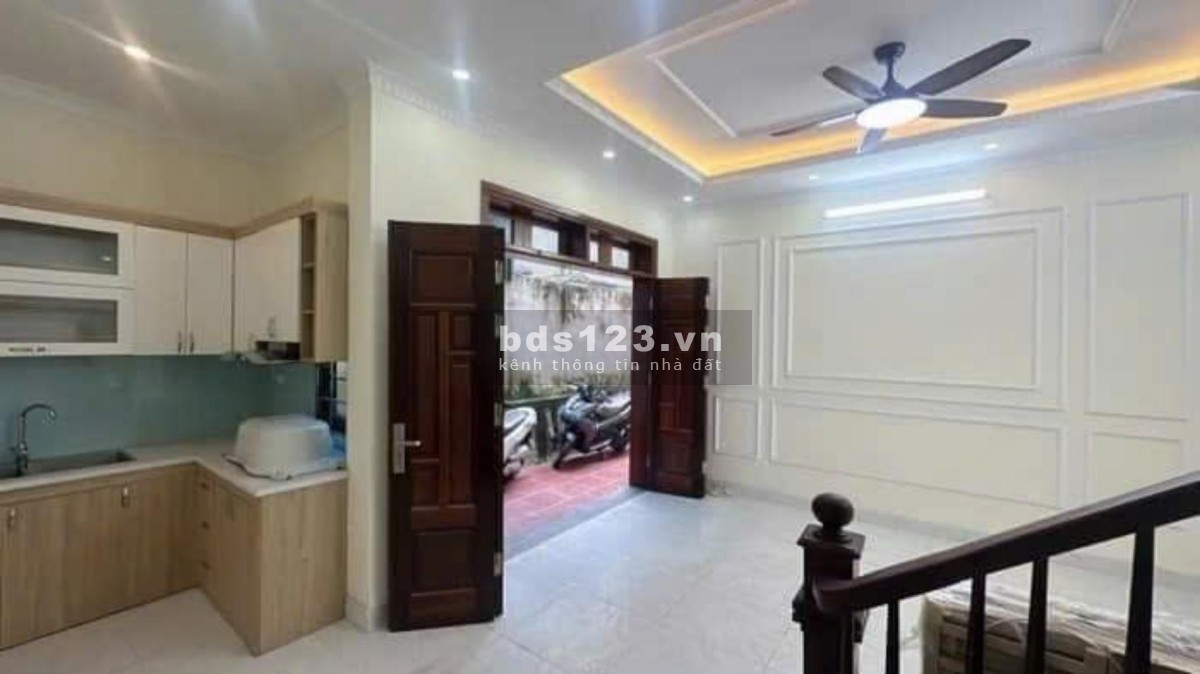 Bán nhà Ngọc Thụy – Mặt tiền rộng – Giá 6 tỷ 5 – Sổ đỏ chính chủ