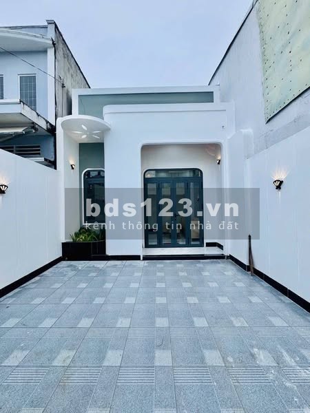  Vị trí: Nằm ngay gần chợ Bình Chánh cách quốc lộ chỉ 5p di chuyển GIÁ 970TR