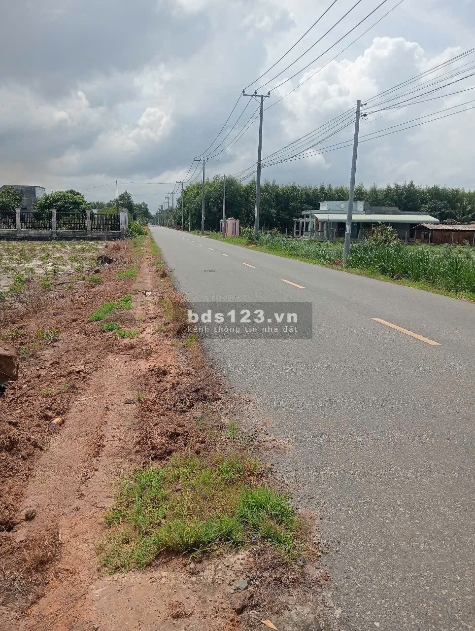 vài lô đất nền giá rẻ chỉ 6xxtr cần bán
