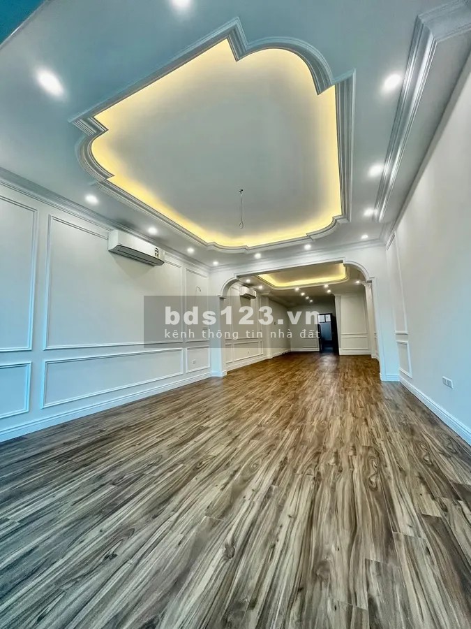 Nhà 146m2 mặt phố Vũ Trọng Phụng, 8 tầng thang máy, giá 89.5 tỷ