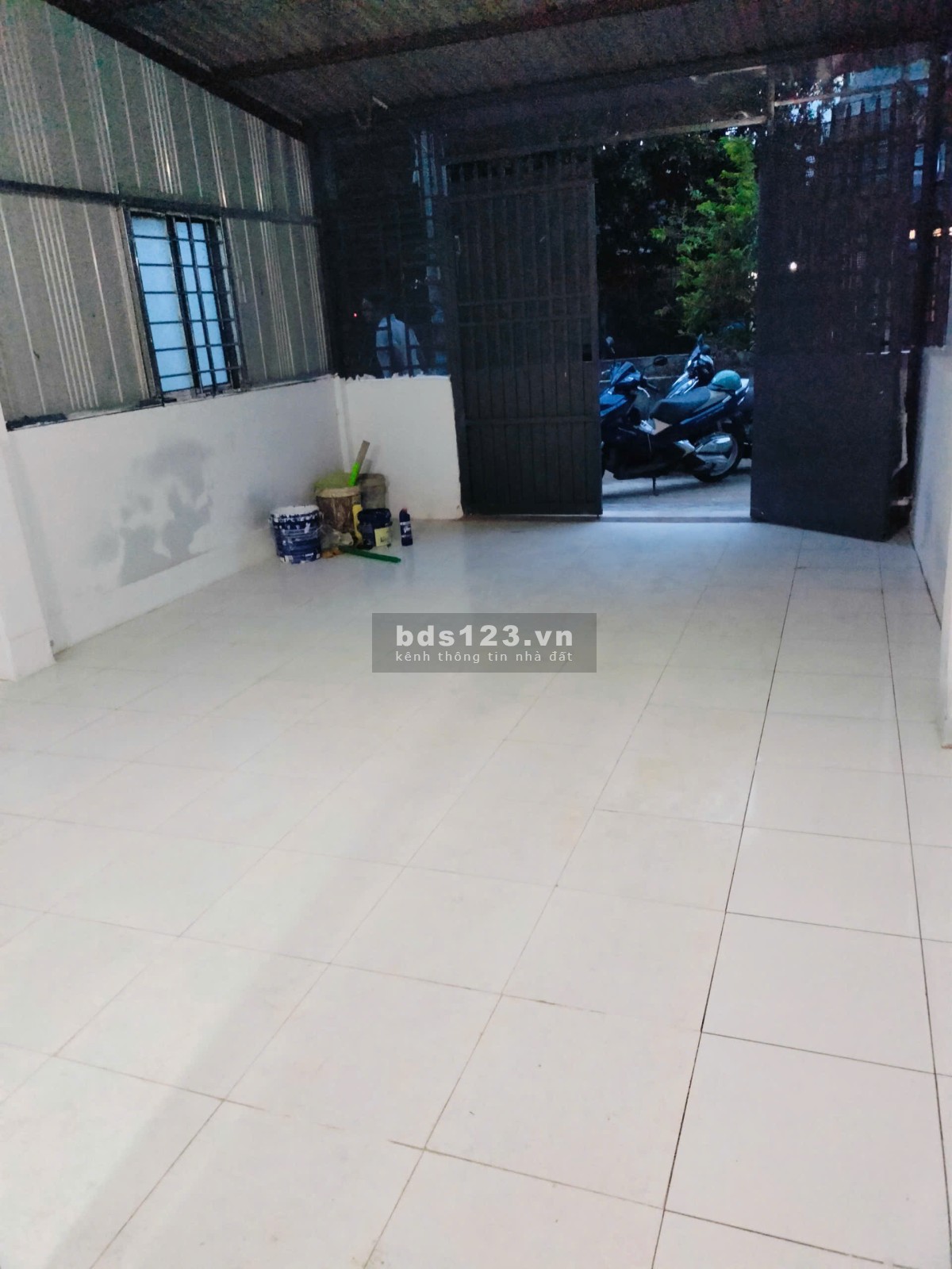 Cho thuê 4 phòng trọ, gác suốt, wc, bếp riêng trong phòng, sạch sẽ, đường TL 12. Q12