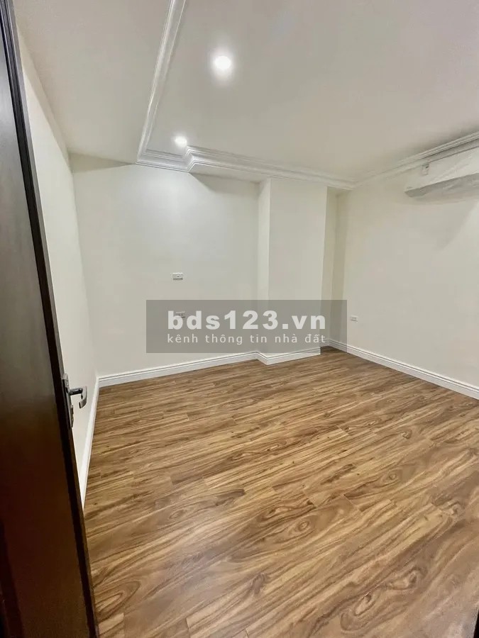 Nhà 146m2 mặt phố Vũ Trọng Phụng, 8 tầng thang máy, giá 89.5 tỷ
