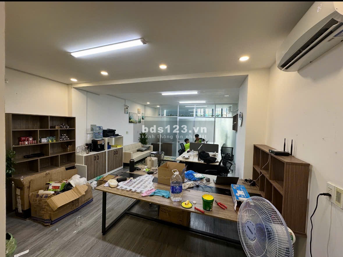 Cho thuê văn phòng 12,5 triệu, 48m2 tại Nguyễn Trọng Tuyển, P 8, Phú Nhuận, HCM
