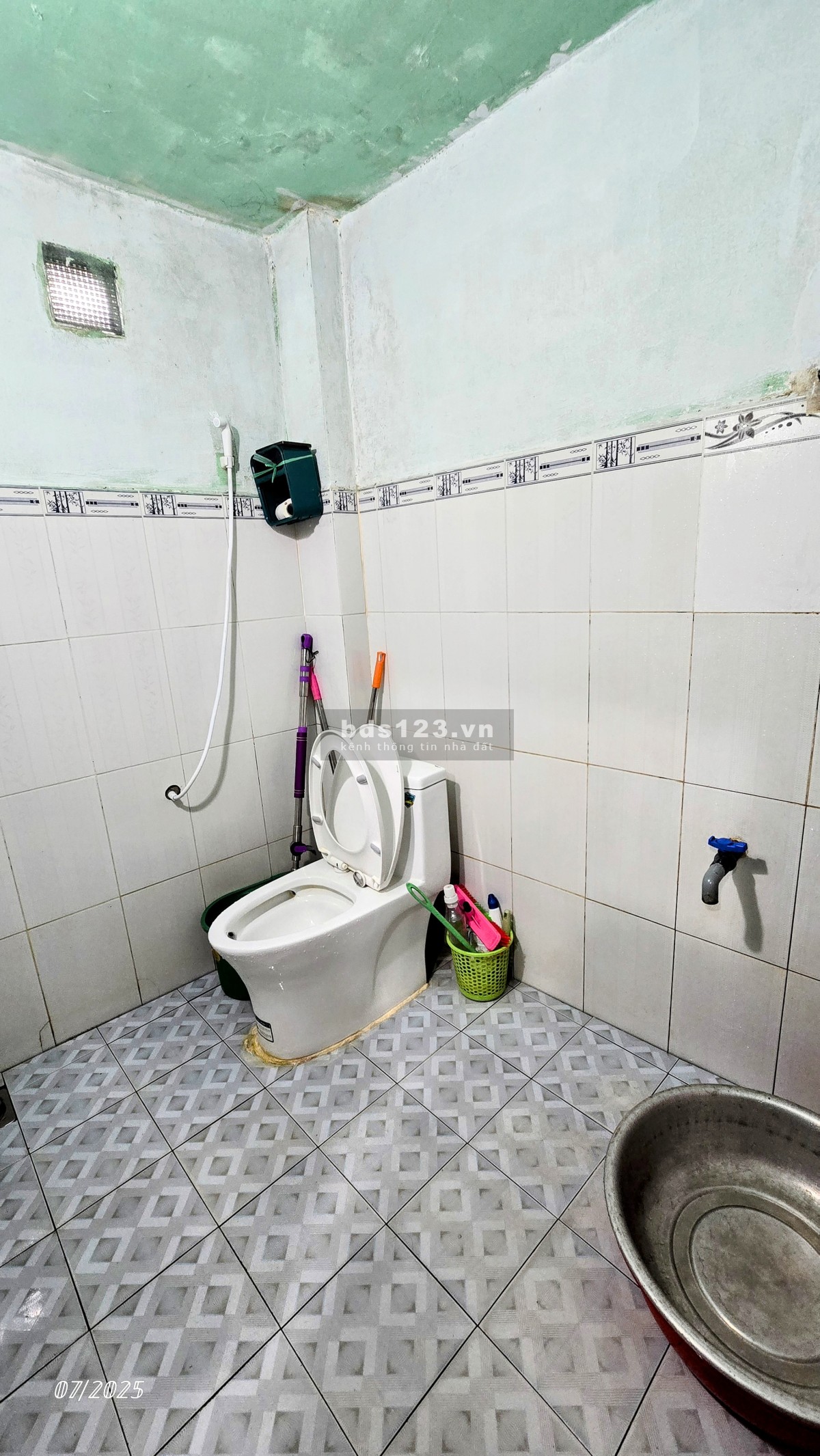 NHÀ SẠCH ĐẸP - Tường Xây 20cm Chắc Chắn - Đường Thông Xe Hơi - Phường Tân Phong, Biên Hòa, Đồng Nai