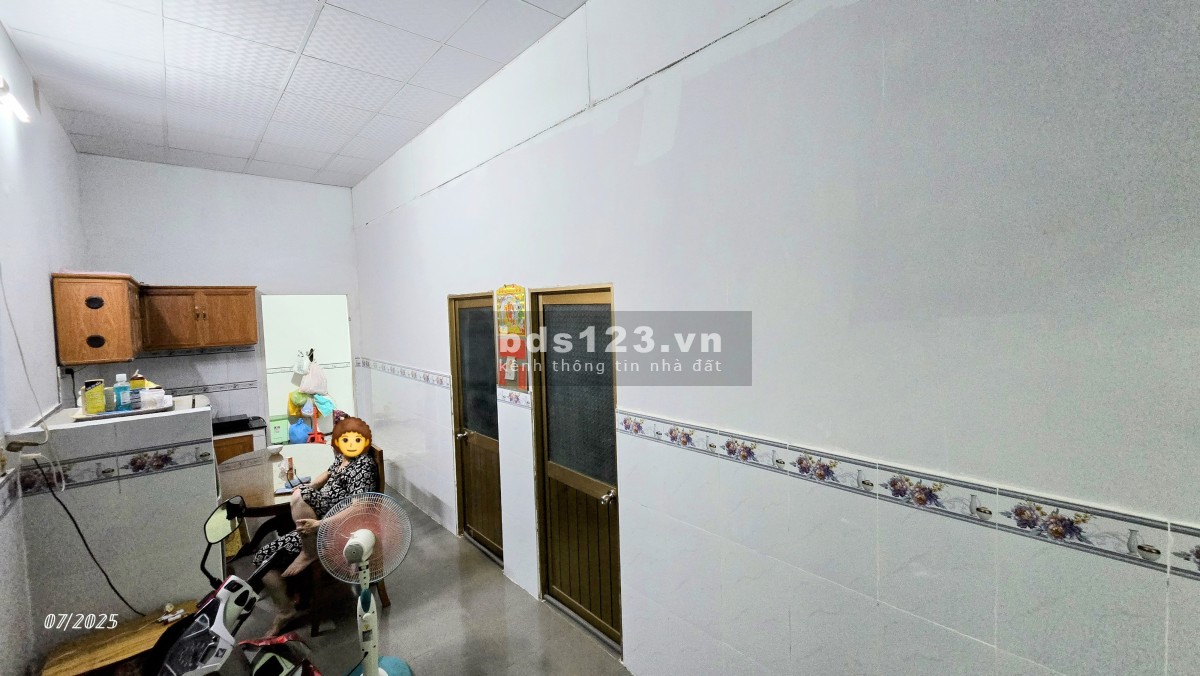 NHÀ SẠCH ĐẸP - Tường Xây 20cm Chắc Chắn - Đường Thông Xe Hơi - Phường Tân Phong, Biên Hòa, Đồng Nai