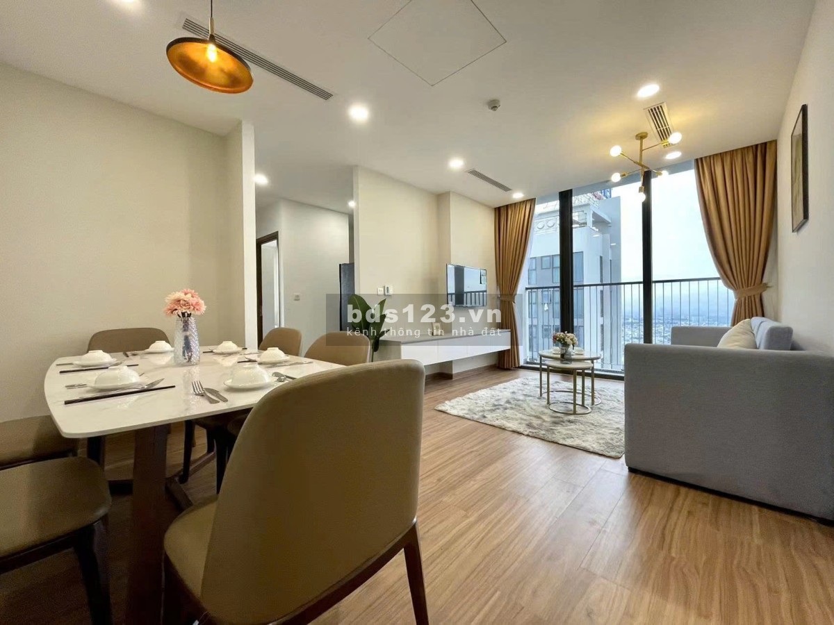 Cho thuê nhanh căn hộ đẳng cấp, tiện nghi tại Eco Green, Quận 7