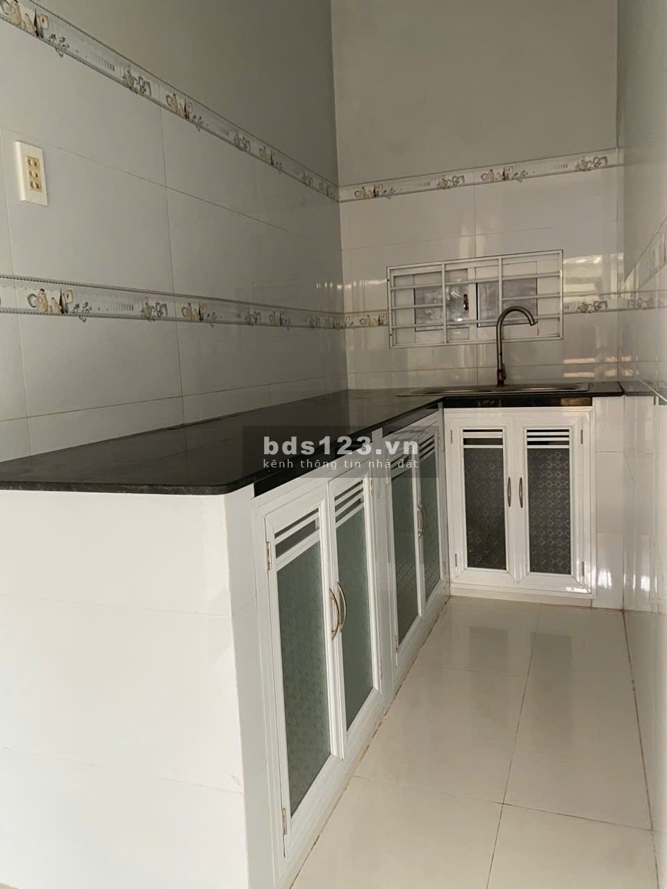 Cho thuê NHÀ CẤP 3 VIEW BIỂN CÁCH BIỂN CHỈ 10 mét - Mũi Né, Phan Thiết, Bình Thuận