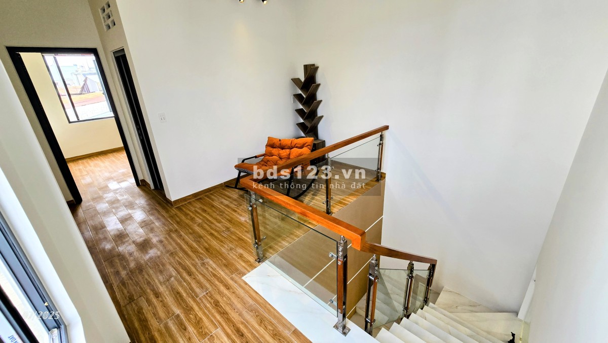 MỘT CĂN NHÀ_ĐẸP Phường Hố Nai - Ngay Nhà Thờ Bắc Hải (1Lầu 1Trệt - Góc 2 Mặt Tiền)