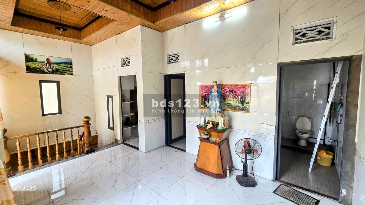 Nhà Lầu Tâm Huyết Ốp Gỗ FULL Nhà 110m² - Gần Đền Thánh Martin - Phường Tân Hòa, BH-ĐN