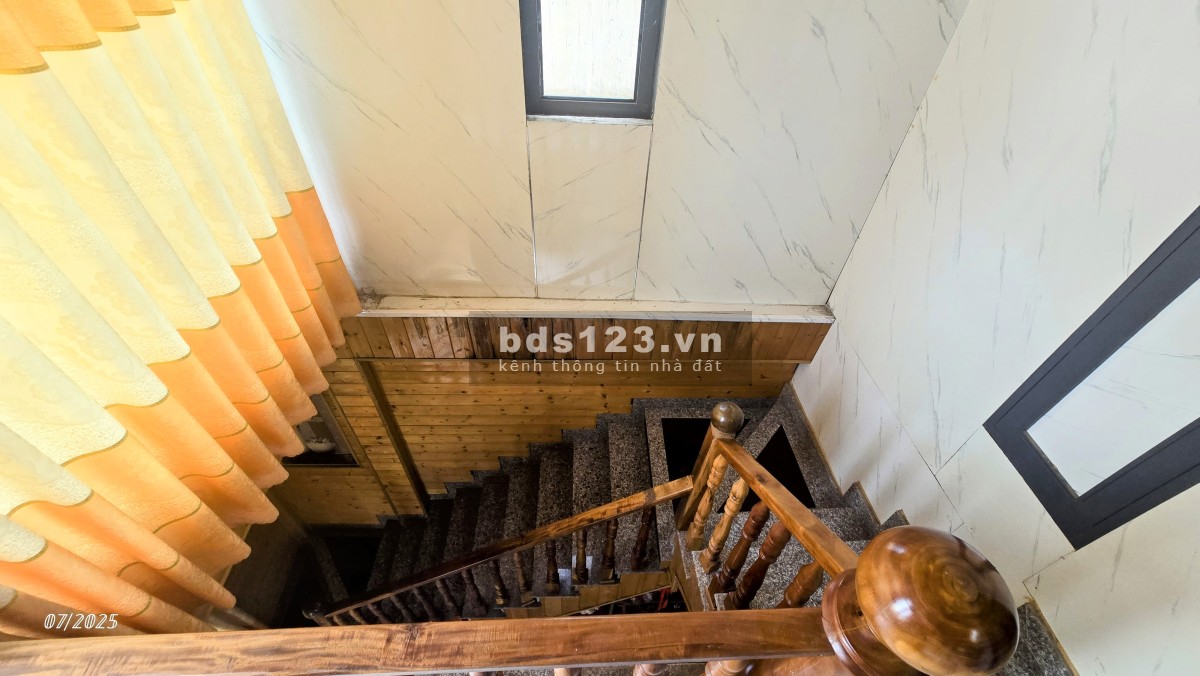 Nhà Lầu Tâm Huyết Ốp Gỗ FULL Nhà 110m² - Gần Đền Thánh Martin - Phường Tân Hòa, BH-ĐN