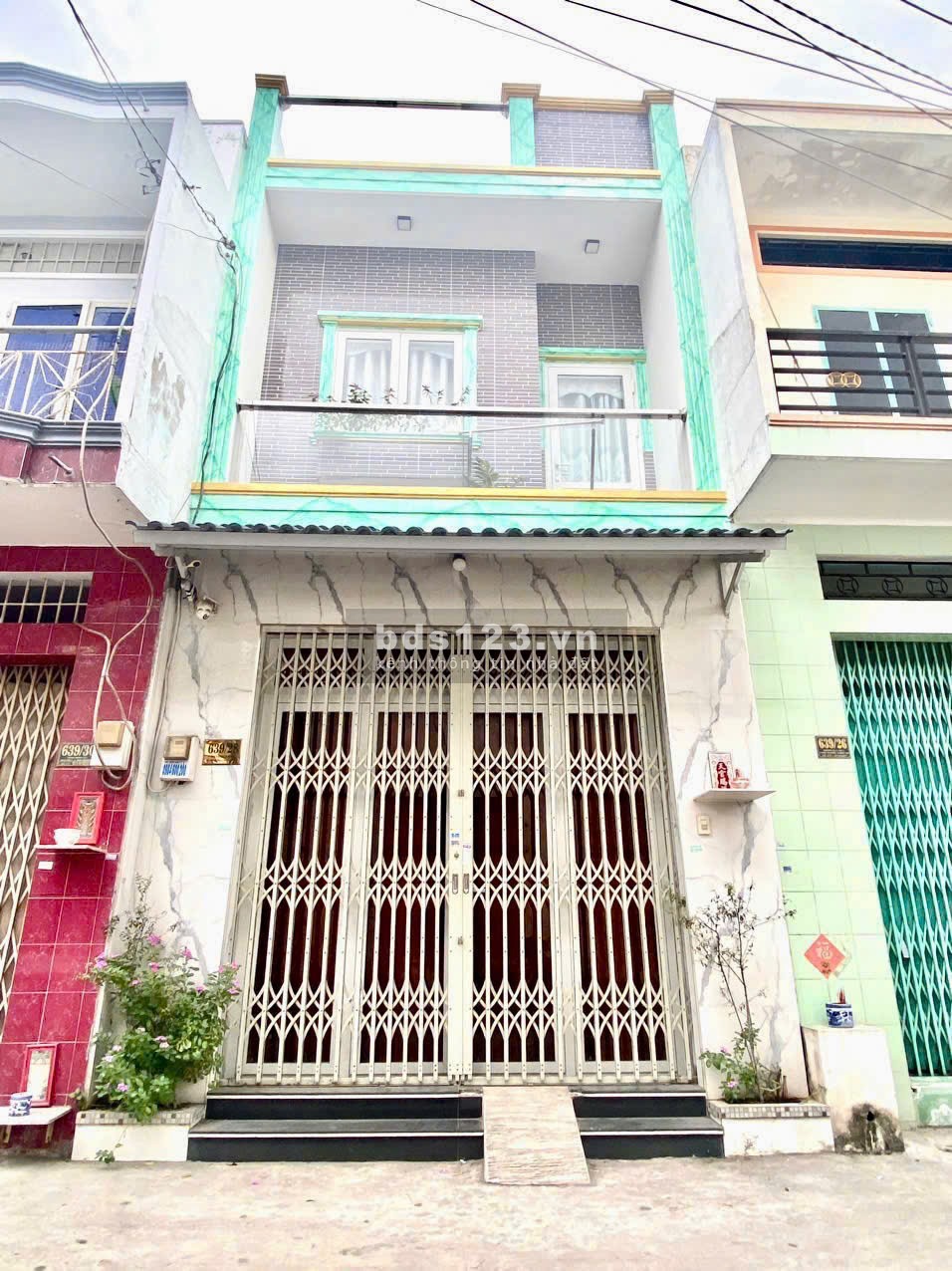 Bán gấp nhà quận Bình Tân, giấy tờ đầy đủ, 4x14m, 3 tỷ900tr thương lượng 0938940chín bảy không