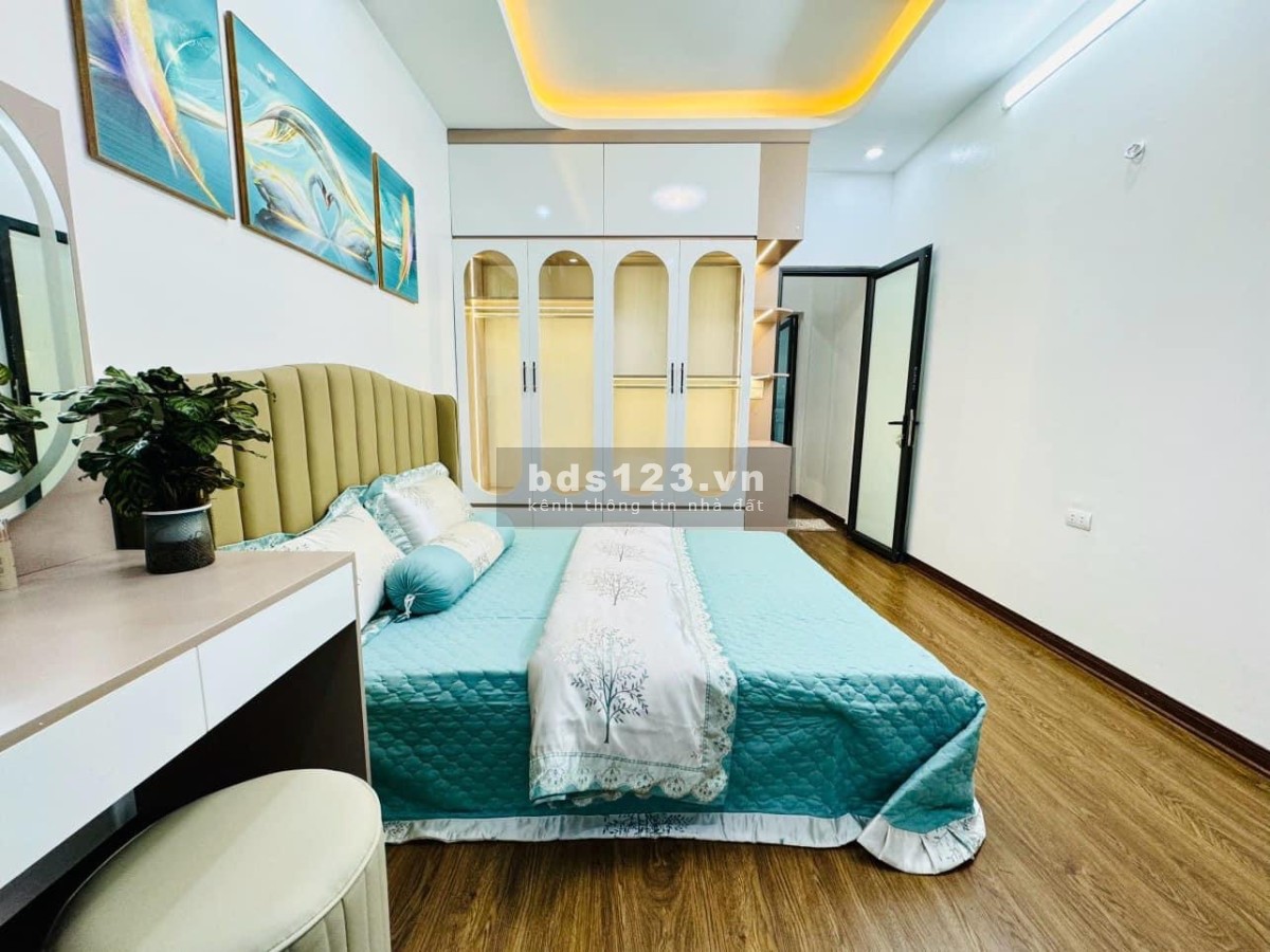 Bán nhà Yên Nghĩa Hà Đông phân lô ô tô đỗ cửa, 40 m2 x 5 tầng giá chỉ 3,35 Tỷ