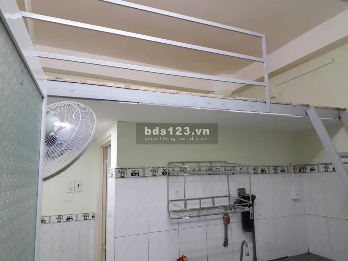 Cho thuê phòng trọ giá rẻ, có gác gần đhsp đhsg giờ giấc tự do, để xe free