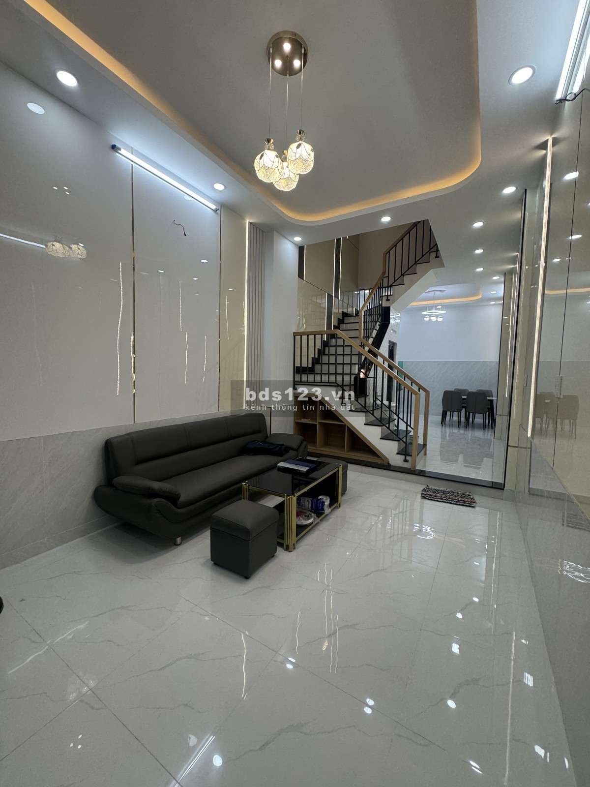 Nhà mới 3 tầng – Phạm Văn Bạch – Hẻm xe hơi – 4PN, 3WC – Chỉ 5.8 tỷ