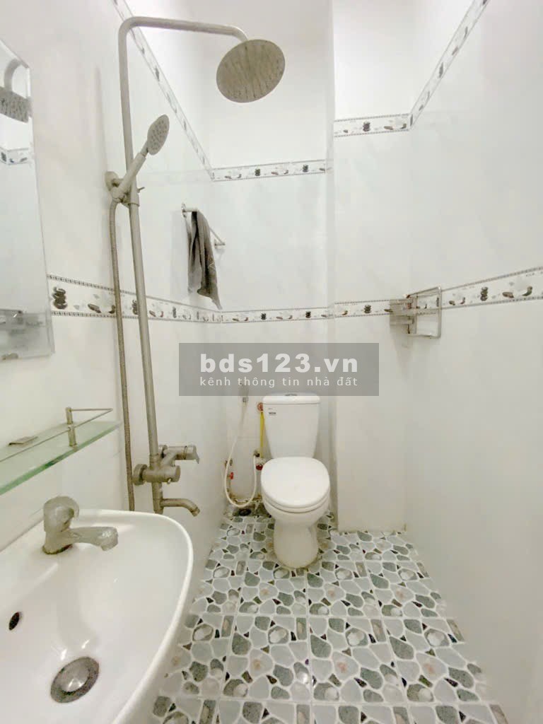 Tân Hương, Tân Quý, Tân Phú – Nhà 4 tầng, 61m² (4x15) – Hẻm 8m, ôtô vào tận nhà – Nhỉnh 8 tỷ còn TL