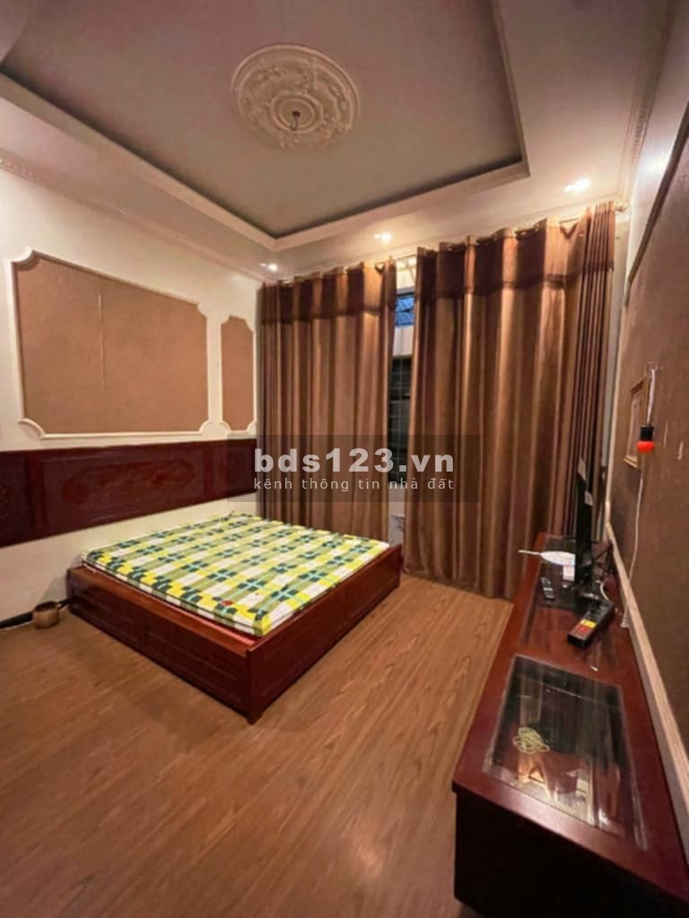Nhà siêu lộc – Chủ chuyển vào Nam ở với con, cần bán gấp - Trung tâm Thanh Xuân - 3 tầng