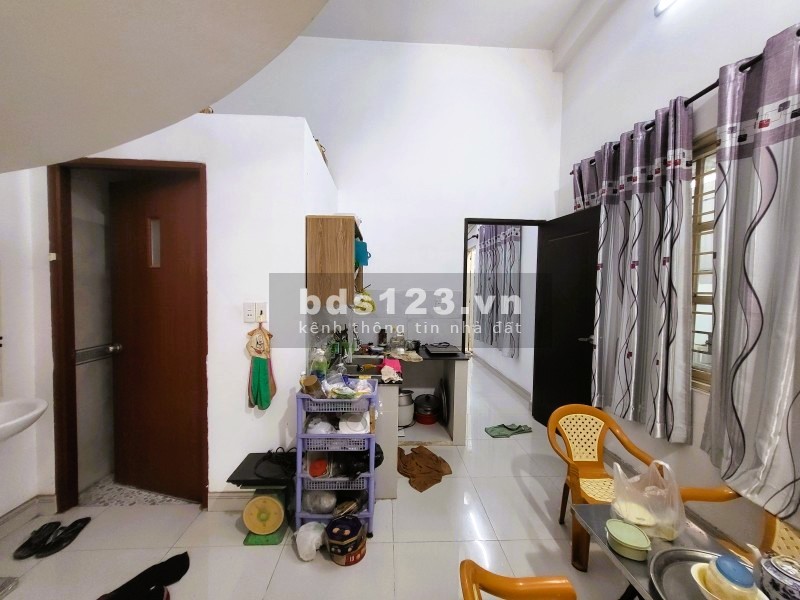 Nhà 2 tầng, ngang 6.7m, 4PN, Ô tô 7C ngủ sân, Trường Lưu, Long Trường, Q9 - Chỉ 6.29 tỷ