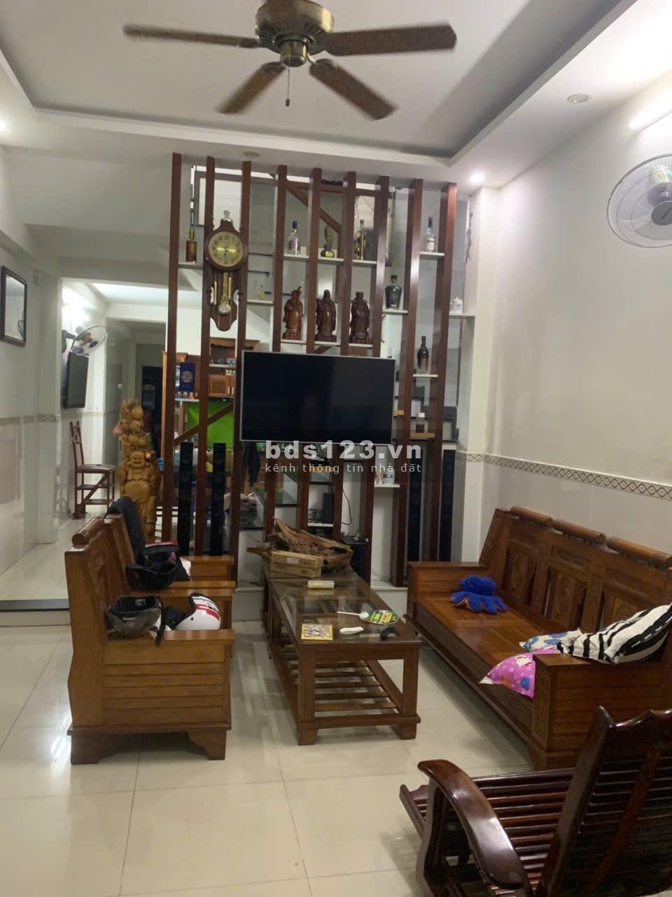 Bán nhà 2 tầng 2 mê – Kiệt ô tô đường Nguyễn Hoàng – Trung tâm TP