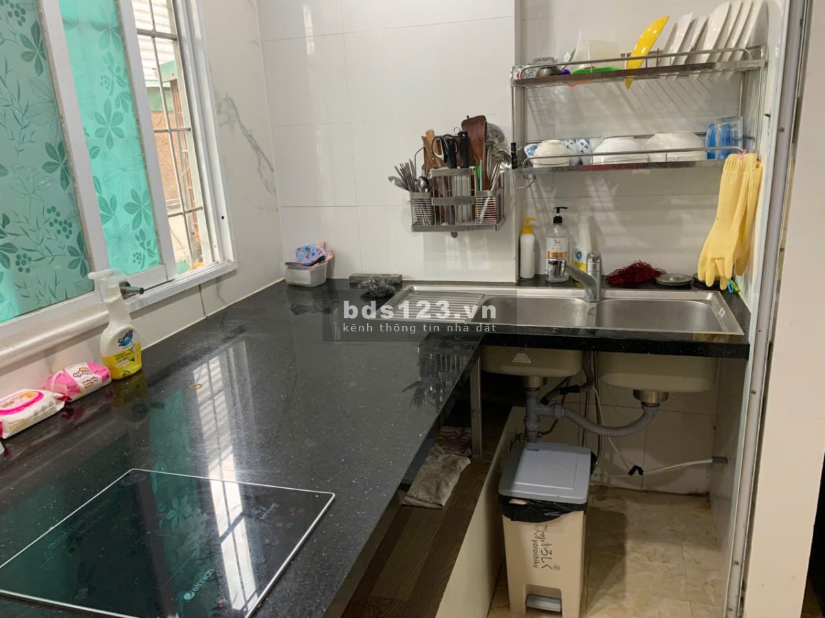 Chính chủ cho thuê căn 3 phòng 60m đủ nội thất D1 Giảng Võ