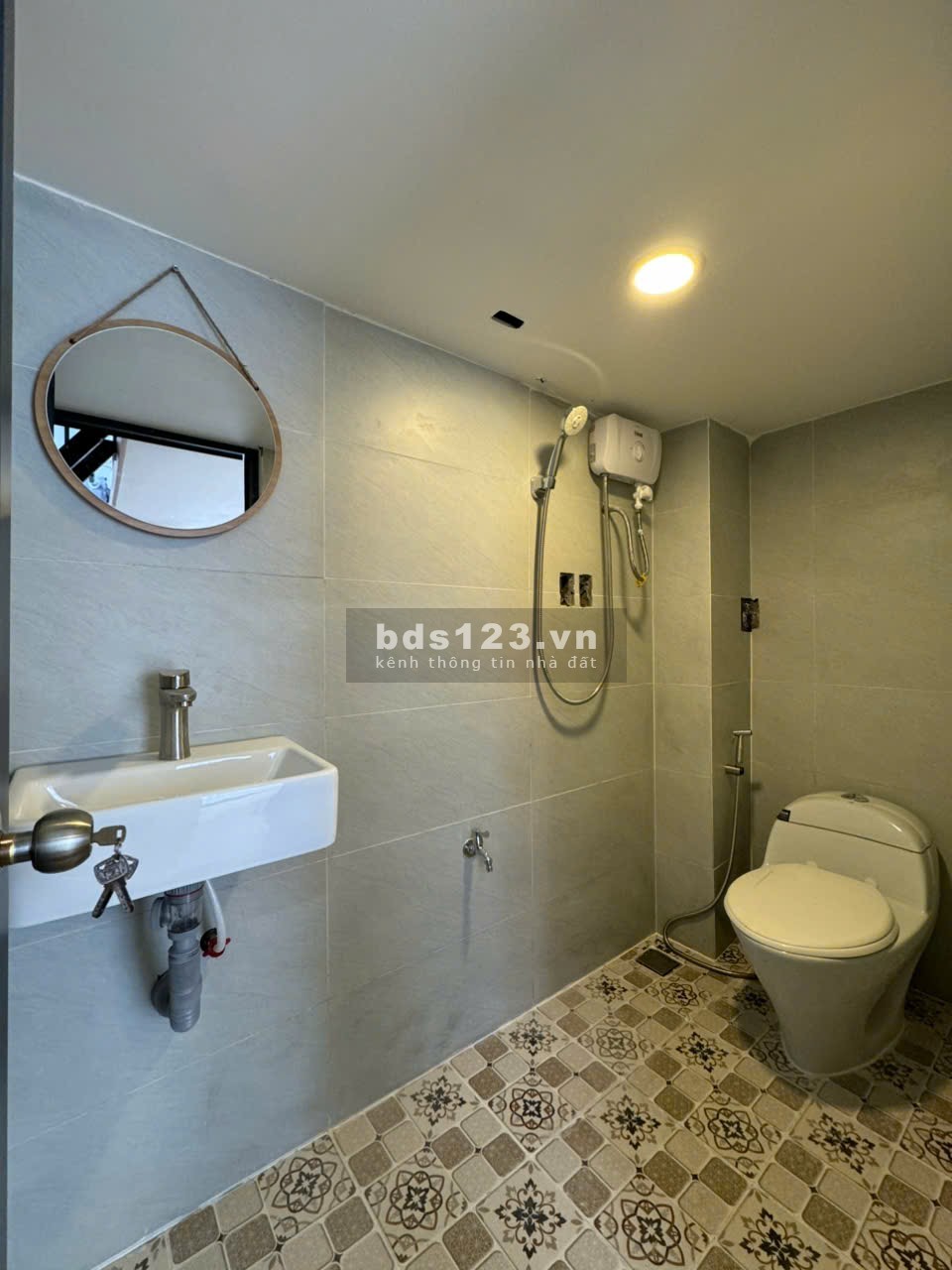 Cho thuê phòng trọ giá rẻ full nội thất ngay đường Lê Văn…