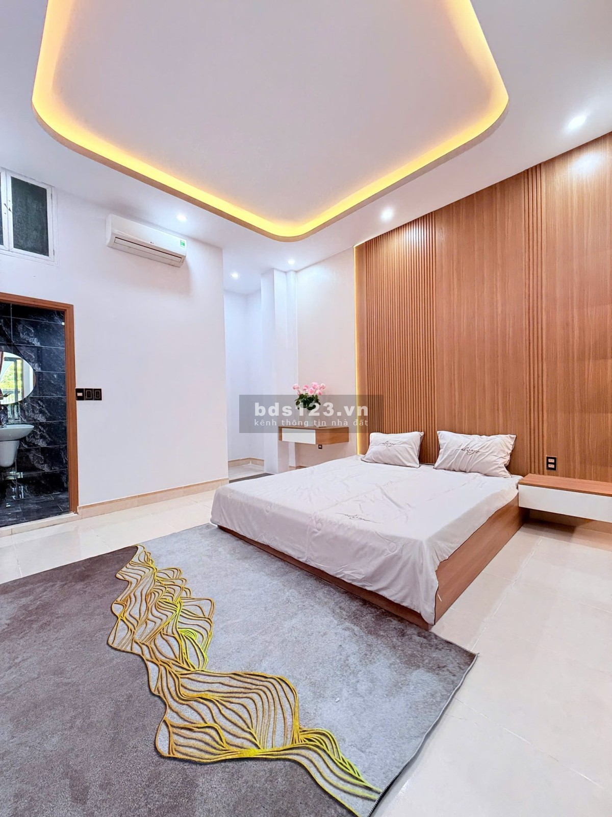 Bán nhà mới 3 tầng – Phú Lộc 19 – Gần biển