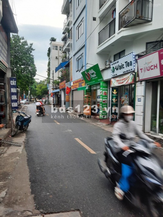 Cho thuê phòng trọ mặt đường Xuân Đỉnh 35M2 giá 3,3 triệu/th