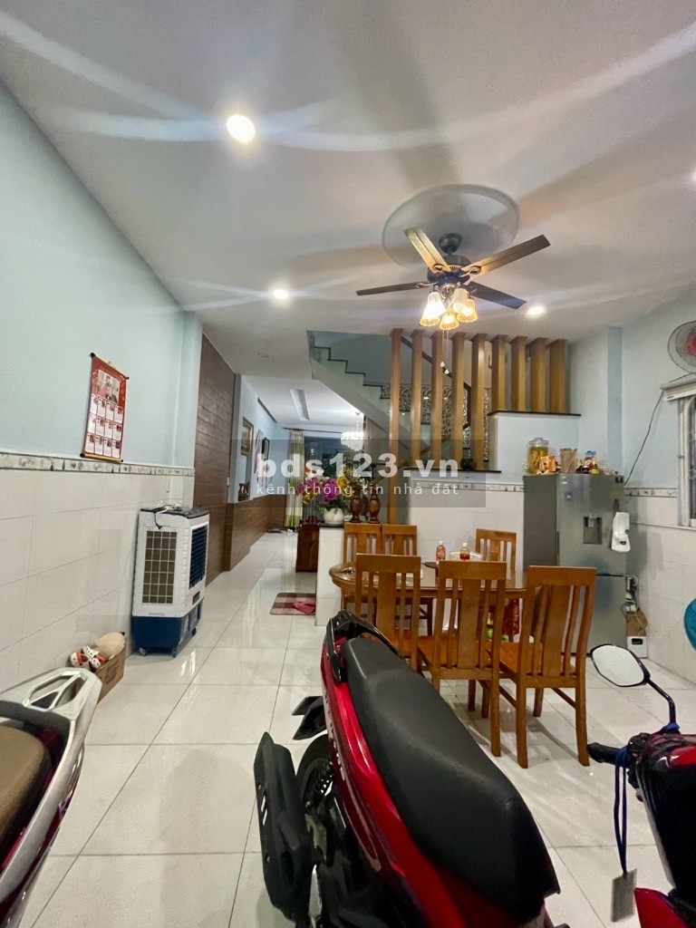 Sơn Kỳ, Tân Phú, Hẻm Xe Hơi, 68m2 (4,5x15) 2 Tầng, Khu Vực Sầm…