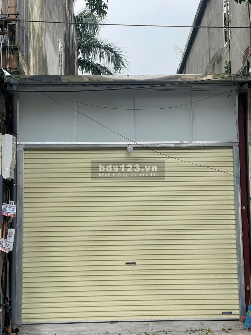 Bán nhà mặt phố Phan Đăng Lưu, kinh doanh tốt, 200m ra Quốc lộ 3