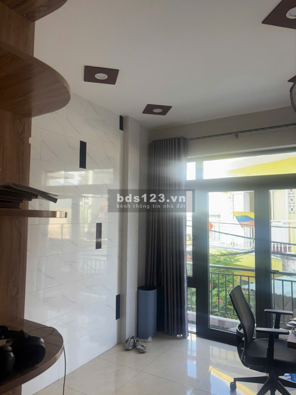 Bán nhà 3 tầng – Kiệt ô tô 4m – Trường Chinh