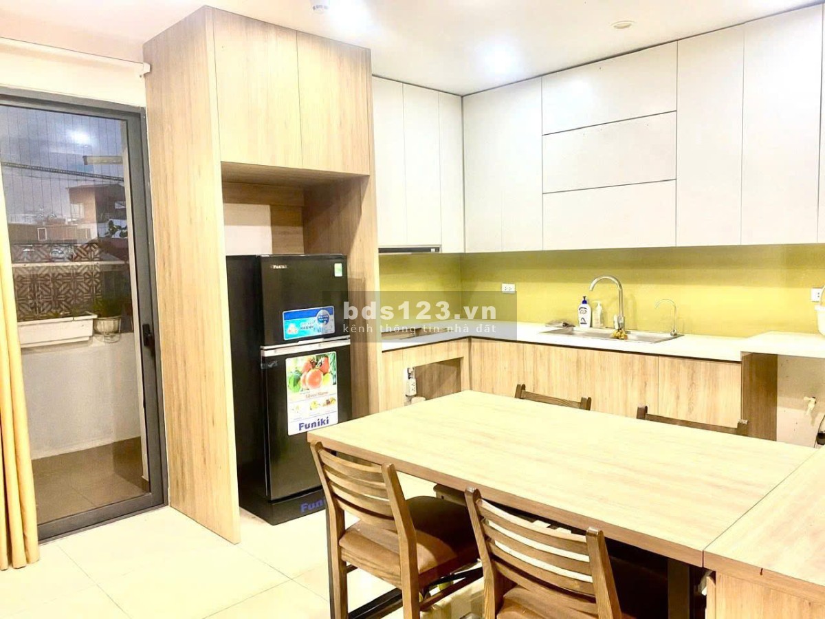 Cho thuê căn hộ chung cư 125d Minh Khai, 125m2, 3 ngủ