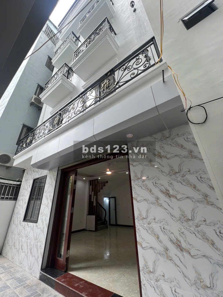 Bán nhà 5 tầng mới 100% - Thạch Bàn - Long Biên – DT 31M2 –…