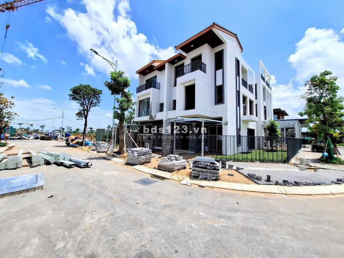 Cần bán căn nhà phố 1 trệt 2 lầu diện tích 80m2