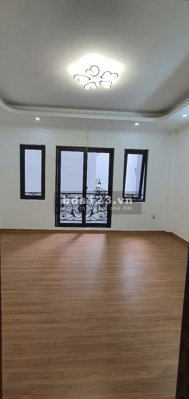 Bán Nhà Vip - Ngõ Đường Cổ Linh – Thạch Bàn – Long Biên -…
