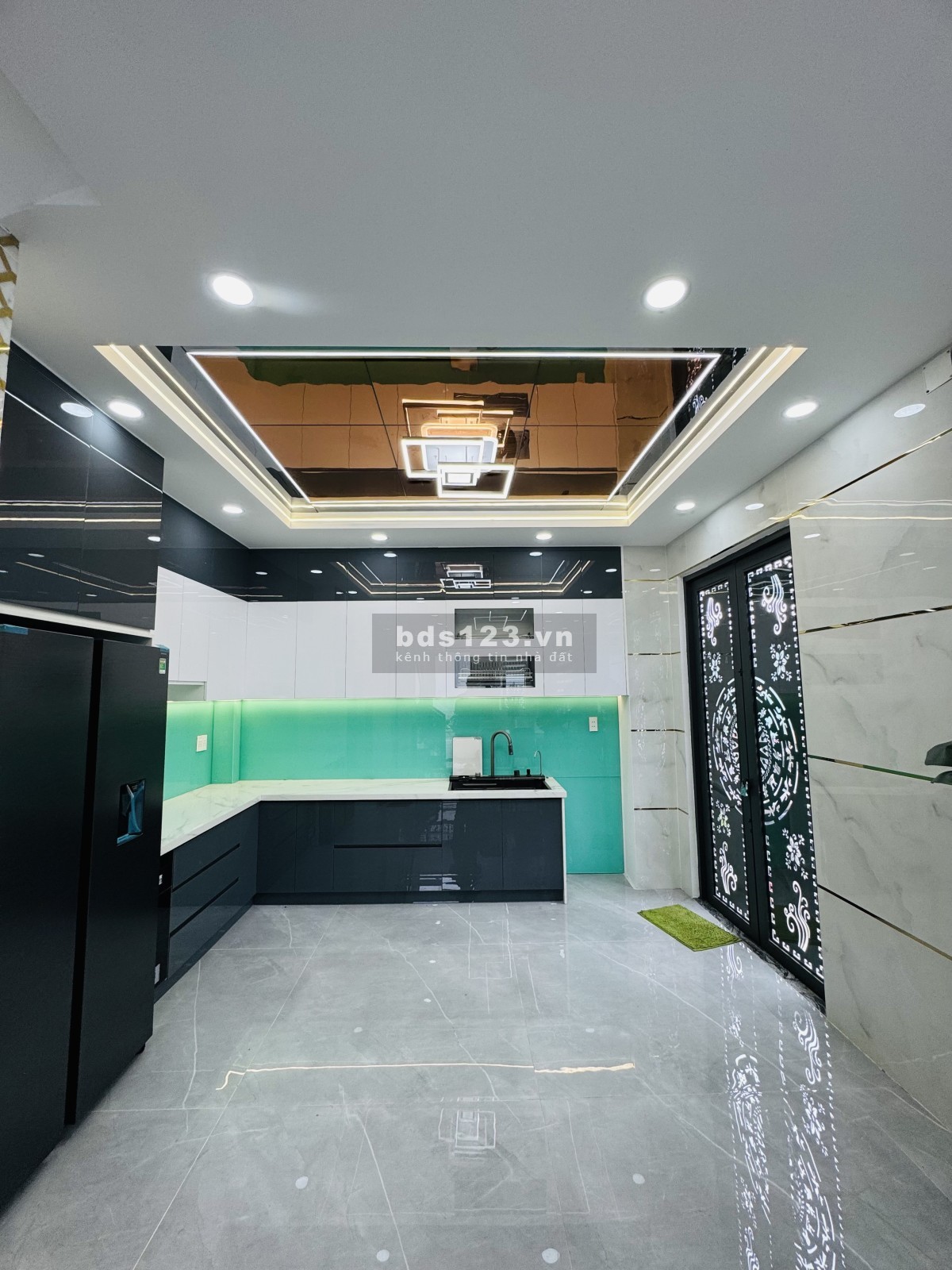 Căn Góc 5 Tầng Hiện Đại Full Nội Thất - 1 Sẹc Mã Lò - Giáp…
