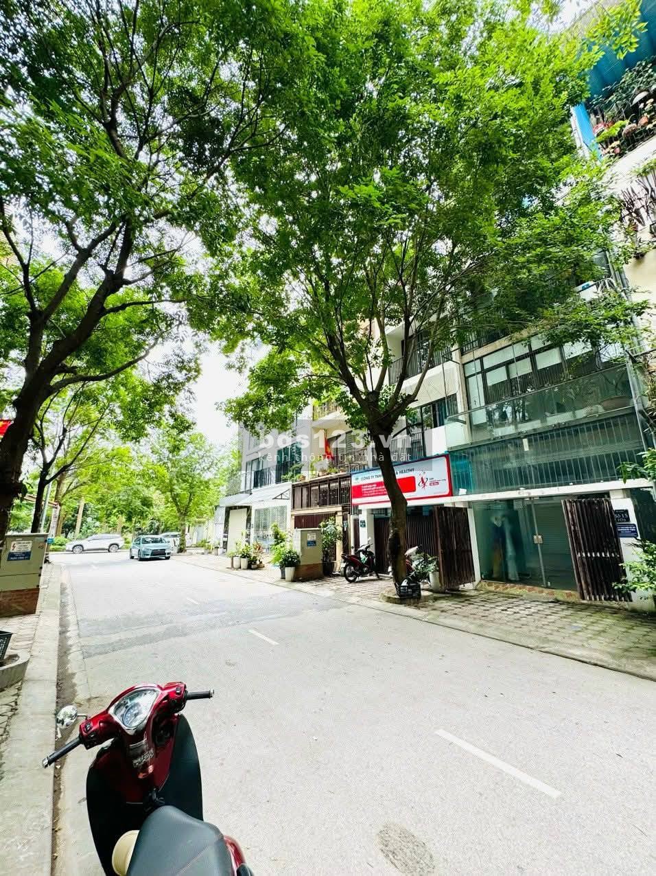 200TR/M2, Phân Lô, Vỉa Hè 3m, ô tô tải Tránh, Trải nhựa,…
